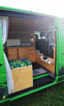 VW Crafter - obytná dodávka - 13
