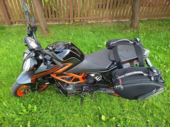 KTM Duke 125 2022 - 13