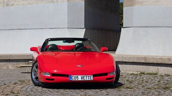 Prodám 2003 Chevrolet Corvette Convertible - 13