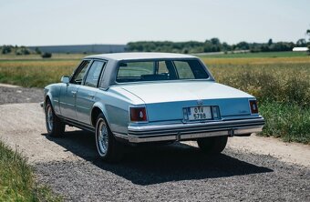 Cadillac Seville 5.7i ( 350 cu ) - 13