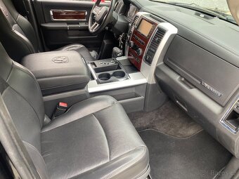 DODGE RAM 5,7 HEMI LPG LARAMIE,2011,ČERNÁ,TZ,DPH - 13