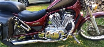 Suzuki VS 800 GL Intruder - 13