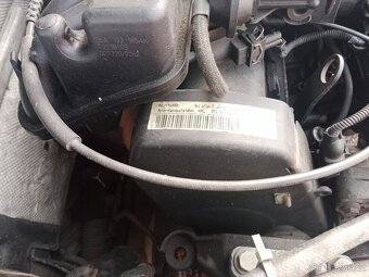 Prodám náhradní díly Octavia 1 74 kW - 13
