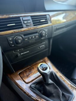 BMW E90 325i se zavadou motoru - 13