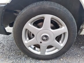 ŠKODA FAVORIT 135 - 13