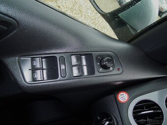 Volkswagen Tiguan, 1.4TSi 92KW - SERVIS - 13
