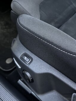 Volkswagen Golf 7 Highline Cockpit FULL LED Matrix DYNAUDIO - 13