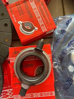 Turbína na Belarus 920 motor MMZ D243,čerpadlo naftové. - 13