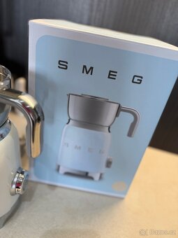 Napěňovač mléka SMEG - 13