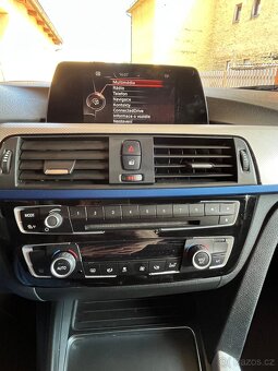 BMW 330i F30 2018 M - paket - 13
