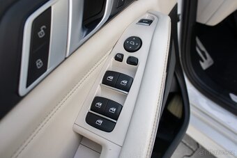 BMW X5 xDrive 40i - 13