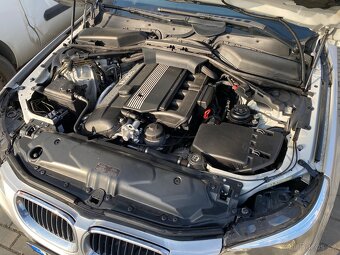 BMW E60 530i - 13