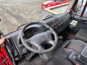 Iveco EUROCARGO 120E22 PLACHTA E5 - 13