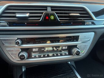 BMW 730d M-Paket xDrive I.majitel CZ rok 2022 - 13