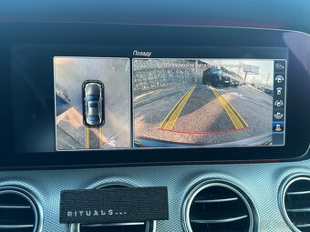 Mercedes-Benz E 220 2016 - 13