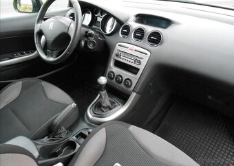 Peugeot 308 1,4 70 kW CZ Serviska KLIMA benzín - 13