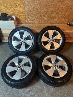ALU Kola ŠKODA 5x112 R17 ZEUS Zánovní Zimní Pneu 215/55/17 - 13
