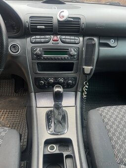 Mercedes-Benz C320 W203 (2002) – 6V - 13