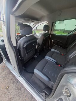 Citroen Berlingo 1,6 hdi 84kw Exclusive - 13