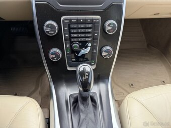 Volvo S80, 2.4 D5 158kW AUTOMAT, KŮŽE - 13