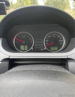 Ford Fiesta 1.3i 51kW benzín PO SERVISU - 13