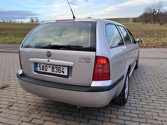 ŠKODA OCTAVIA Combi 1.6i 6/2002 KLIMA,ALU,VYHŘ.SED, STK 2027 - 13