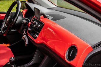 Volkswagen Up 1.0 BMT 75k high up - 13