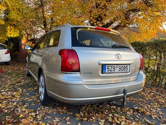 Toyota Avensis 2.0 Benzín - 13