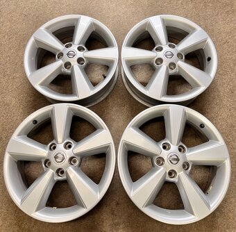5x114,3 R17 originál alu Nissan Qashqai - ET 40 - 13