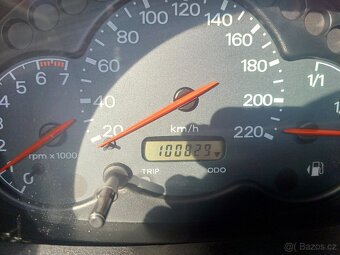 Ford Streetka 1.6i, r.v. 2004 - 13