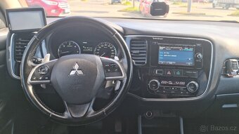 Mitsubishi Outlander 4 WD 2.2 DI-D - 13