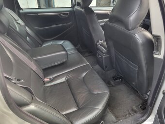 Prodám Volvo V70 D5 2.4 diesel automat 2002 120kw - 13
