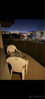 Prodej bytu 2+kk 59 m² s balkonem, garáží a sklepem - 13