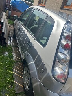 Ford fiesta 2003 - 13