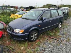 Hyundai Trajet 2,0CRDi 83kW 2002 7mist - dily - 13