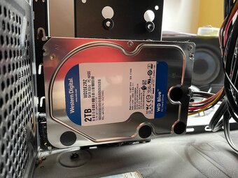 spolehlivé PC ve skvělém stavu s myší a klávesnicí - 13