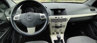 Prodám Opel astra H 1.4i 16V 66Kw r.v.2010 naj.160tis. - 13