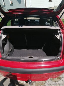 Citroen C3, rok 2003, 1.4I benzín - 13