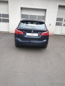BMW Řada 2 xDRIVE 218d AUTOMATIC - 13