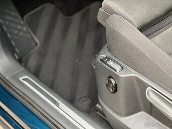 Volkswagen Tiguan 2.0 TDi,110kW,DSG,4x4,LED,Webasto,Tažné,21 - 13