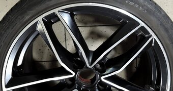 ALU disky 8x18 ET35 5x112x66,6 z Audi RS - 13