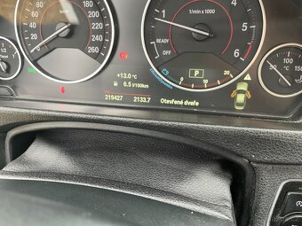 BMW 320D XDRIVE - 13
