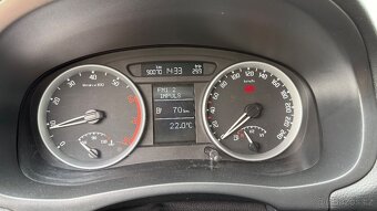 Škoda Fabia 1.4 16v 90tkm - 13