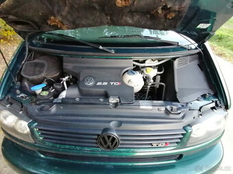 VW Caravelle T4, 2,5 TDi 111KW, 1999, 7 míst - 13