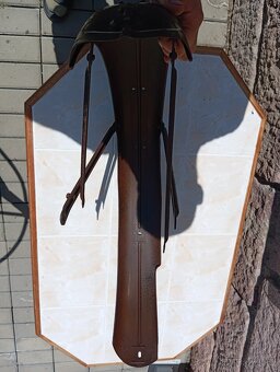 Prodám nádherný zadní blatník na čz 125 T, B, - 13