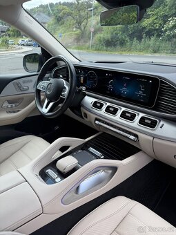 Mercedes Benz GLS - 13