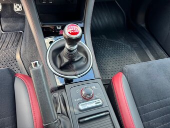 Subaru WRX STI 2,5L 221 kw, 2017, 54 tis km, po servisu - 13