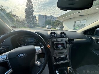 Ford Mondeo - 2.2 TDCI - 129 kw manuál - 13