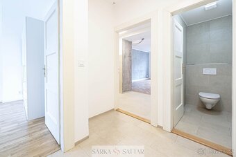 Pronájem krásného, světlého bytu 2+kk 57m2 v 5NP , s klimati - 13