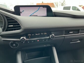 Mazda 3 2,0i NAVI,LED,BOSE,ACCTEMP,KEYFREE,CARPLAY,DPH - 13